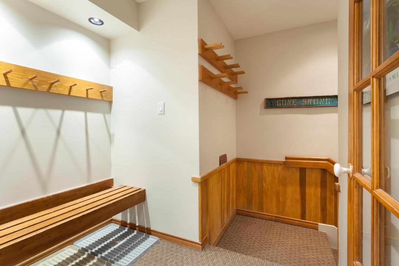 Painted Cliff 11 | Dog Friendly! Ski-In Ski-Out Benchlands Townhome W/ Hot Tub & Fireplace Whistler Exteriör bild